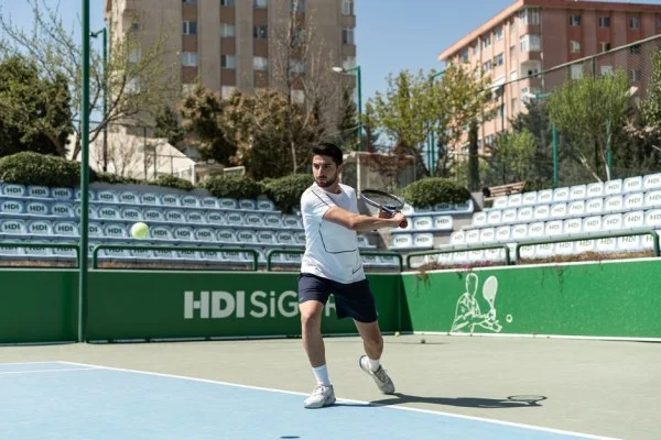 tennis forehand shot